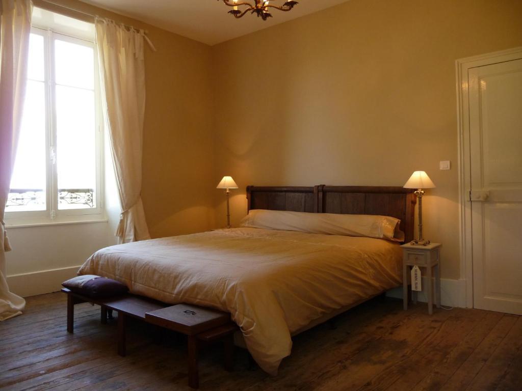 Domaine De Savigny Bed & Breakfast Saint-Saulge Room photo